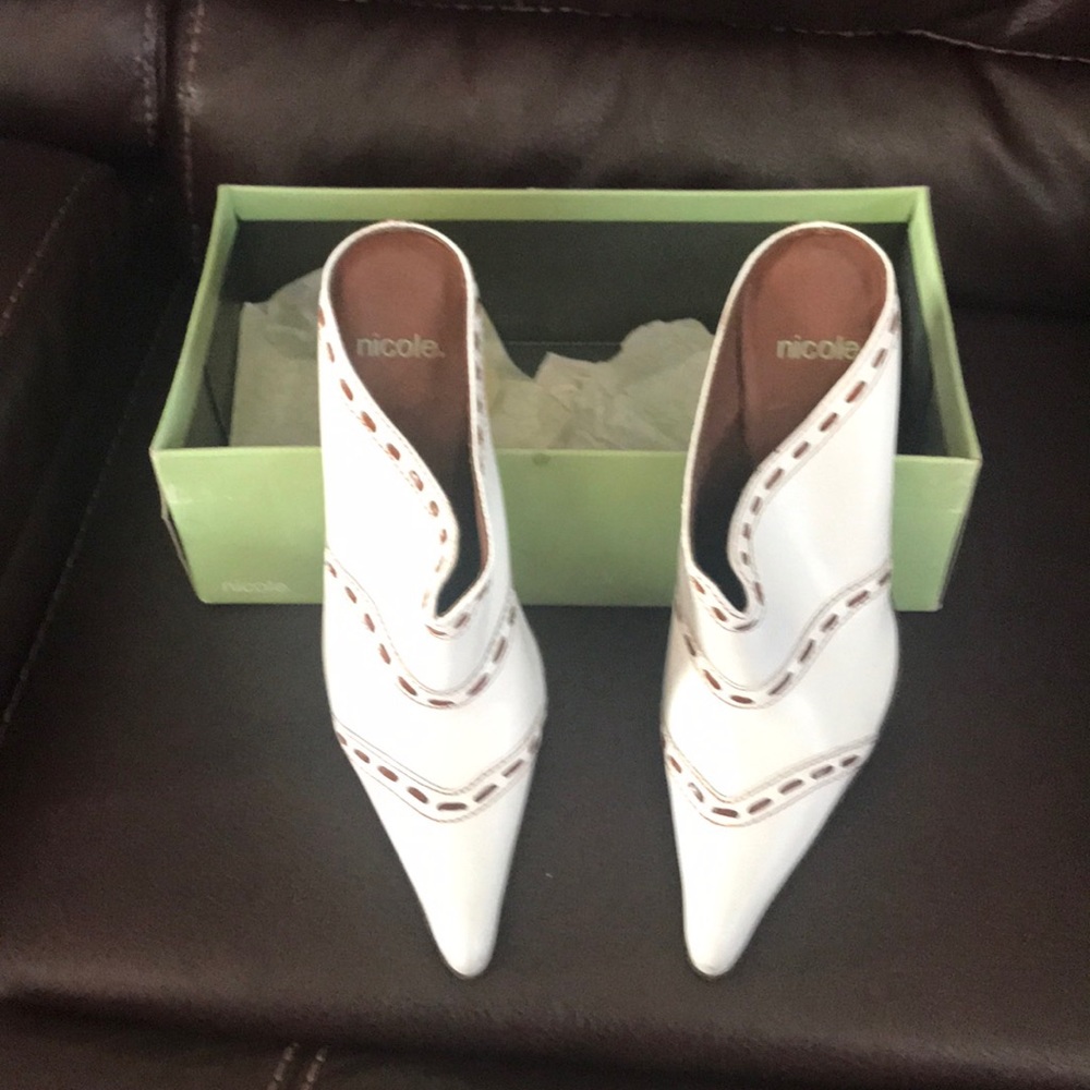 Western style mule 😍 with original box❣️